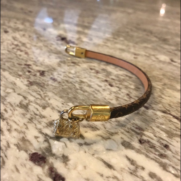 Gently used Authentic Louis Vuitton bracelet. - Picture 3 of 6